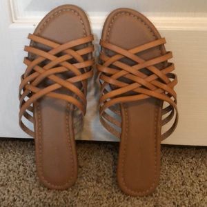 NWOT Old Navy sandals size 8